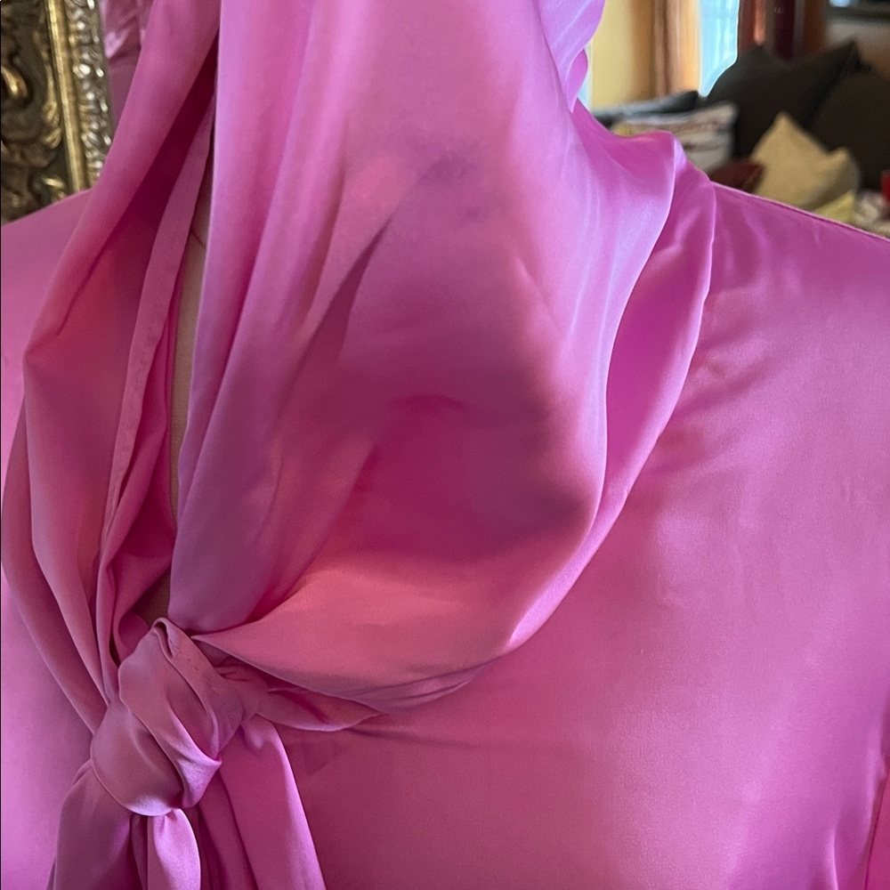 Bar III Vibrant Pretty in Pink Satin Blouse w/ neck tie & elastic cuffs size XXL - Picture 9 of 17